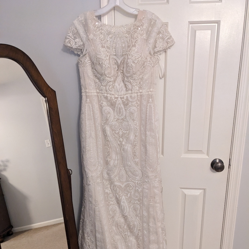 Melissa Sweet wedding dress